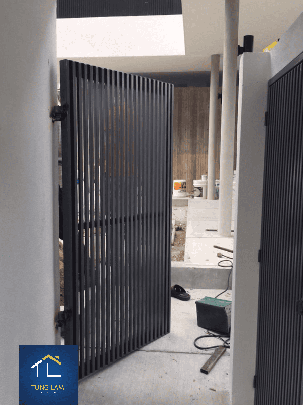cửa sắt đẹp tùng lâm