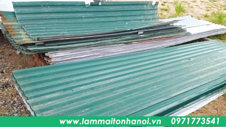 tháo rỡ hàng rào tôn công trình 