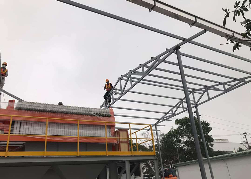  Làm Mái Tôn Nhà Xưởng